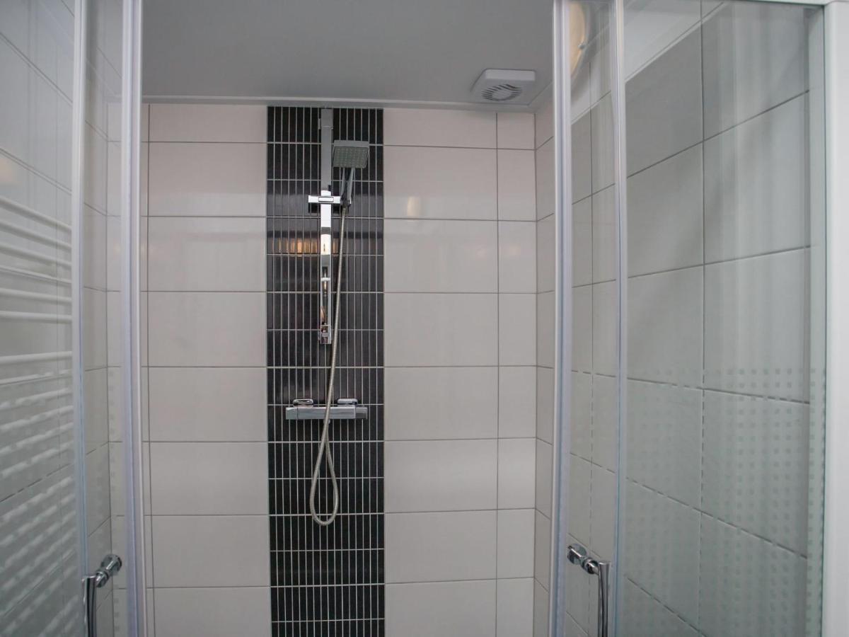 Holiday Home In Kattendijke With Terrace المظهر الخارجي الصورة