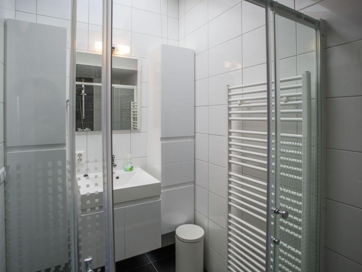 Holiday Home In Kattendijke With Terrace المظهر الخارجي الصورة